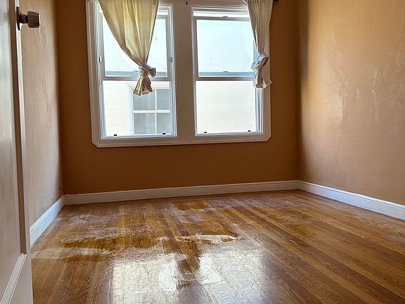 5th image of 3606 Brighton Ave #A