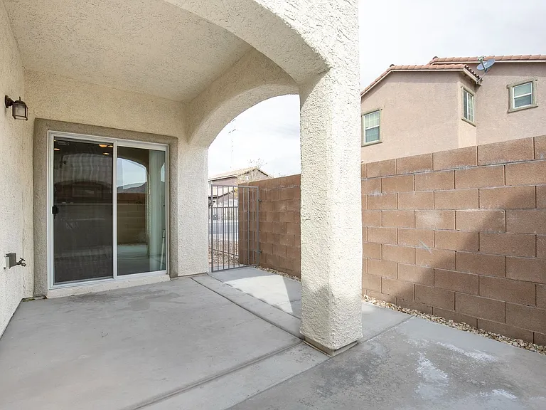 4184 Swept Plains St — Photo 27