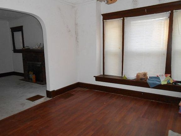 2nd image of 298 Forest St