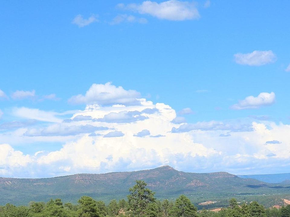 View of Star Valley toward Diamond Point