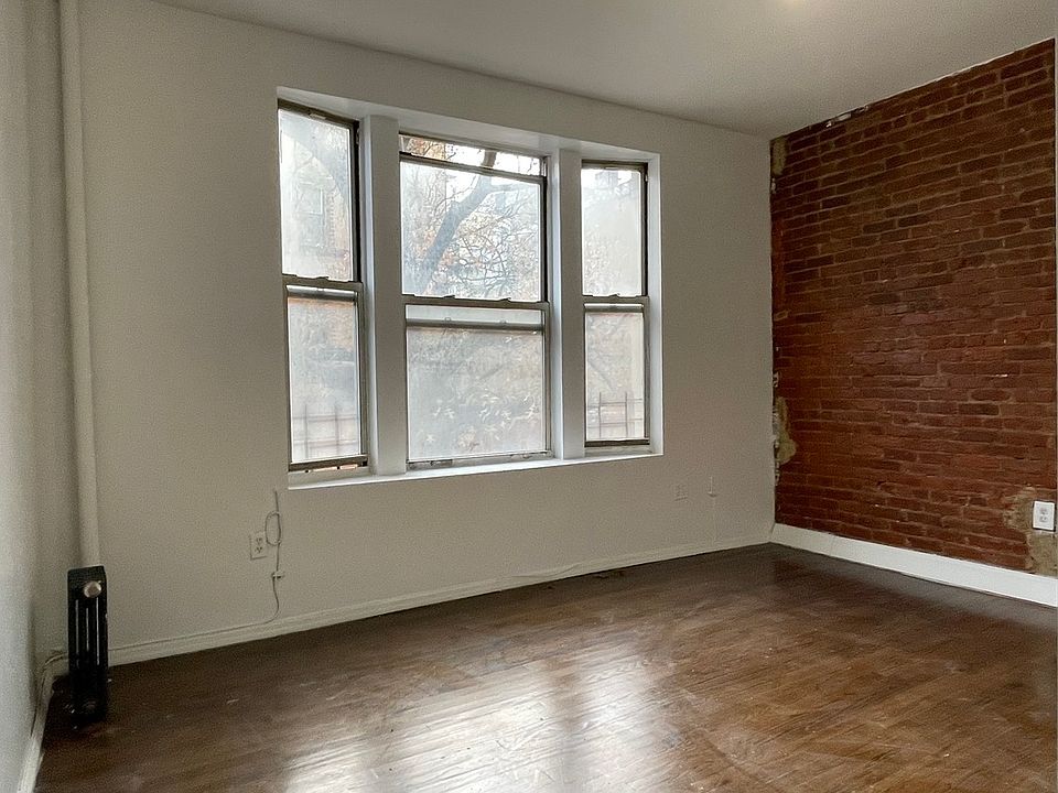 1st image of 723 Saint Nicholas Ave #21S