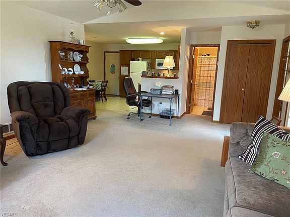 5th image of 905 Briarcrest Ln