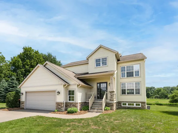 4140 88th St SW, Byron Center, MI 49315