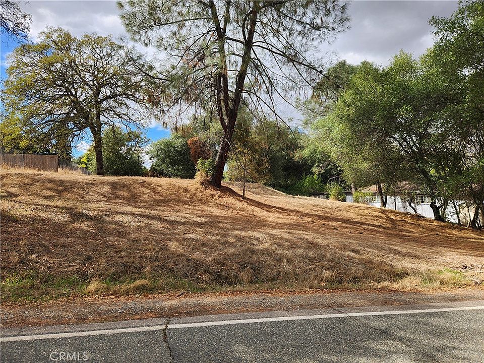 1st image of 0 Glen Dr #14