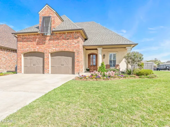 104 Rue Saint Barts, Youngsville, LA 70592