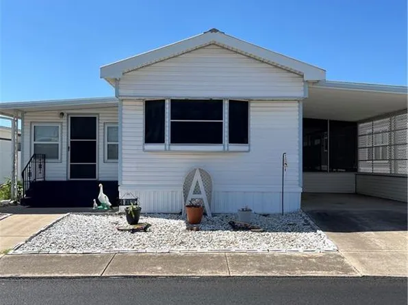 3102 Palmetto Dr, Weslaco, TX 78596