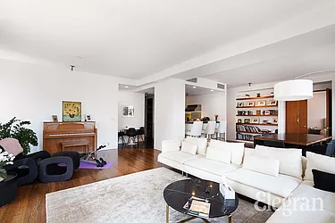 Rented by (Legacy) Elegran