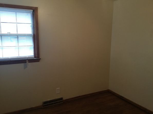 8655 W Fond Du Lac Ave APT 1