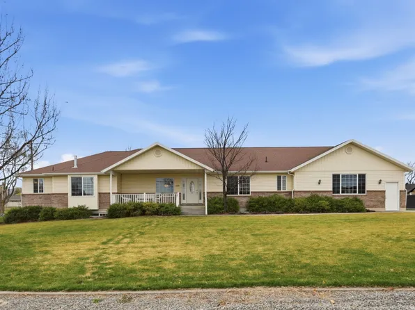630 E 100 S, Hyrum, UT 84319