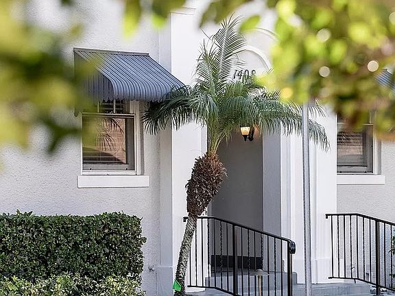 4th image of 1408 S Lorenzo Ave APT 2