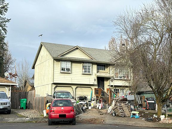 3rd image of 5017 NE Emerson Ct