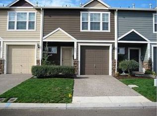 860 NW 3rd Ave, Canby, OR 97013