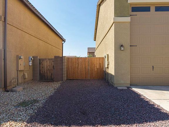 3rd image of 7859 W Spur Dr