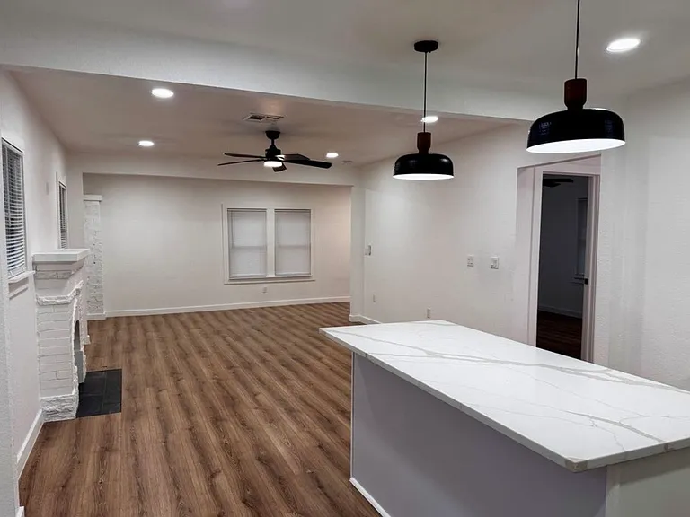 730 N Delaware Pl — Photo 13