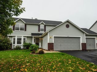 16990 Hubbard Trl, Lakeville, MN 55044