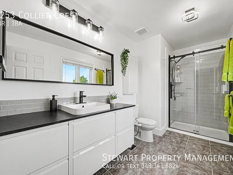1253 Collier Cres — Photo 17
