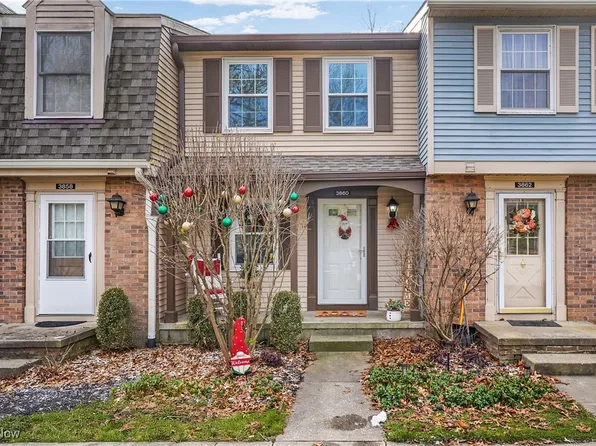 3860 Lake Run Blvd, Stow, OH 44224
