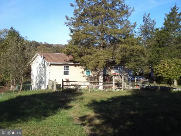 649 Hidden Hollow Dr, Kearneysville, WV 25430