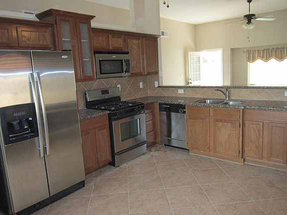 5th image of 2133 Shreya St