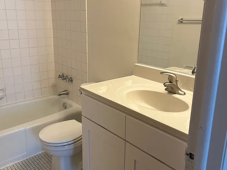 The Park Apartments & Townhomes — Photo 11