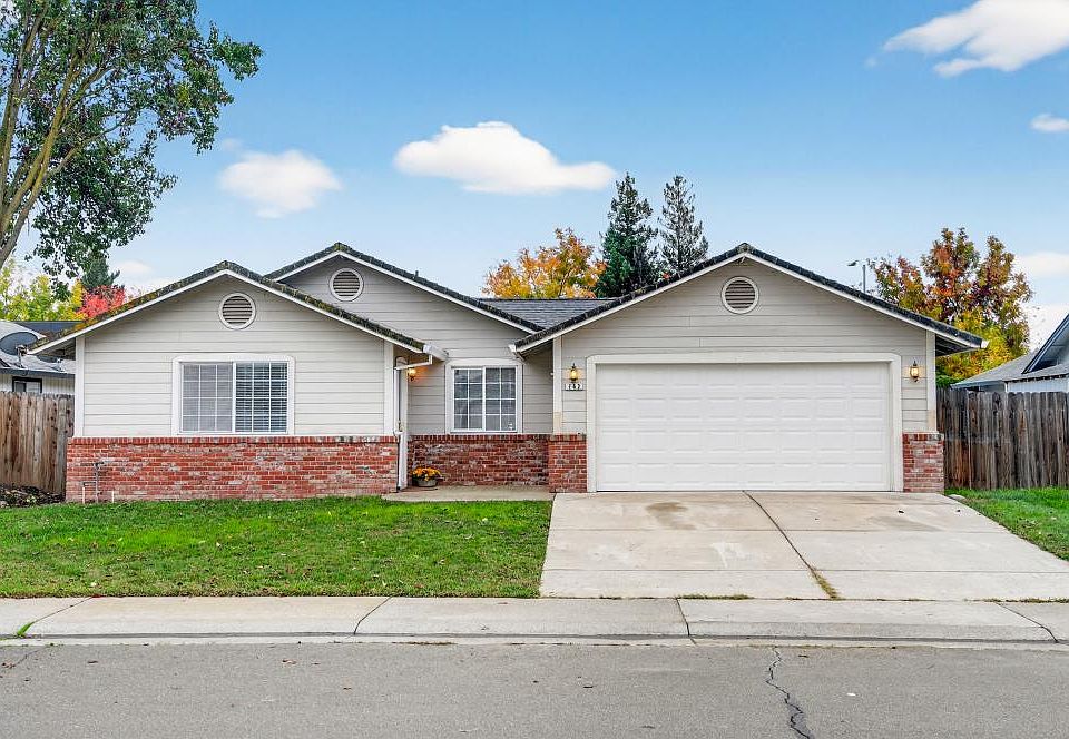 1st image of 762 Twin Hills Dr