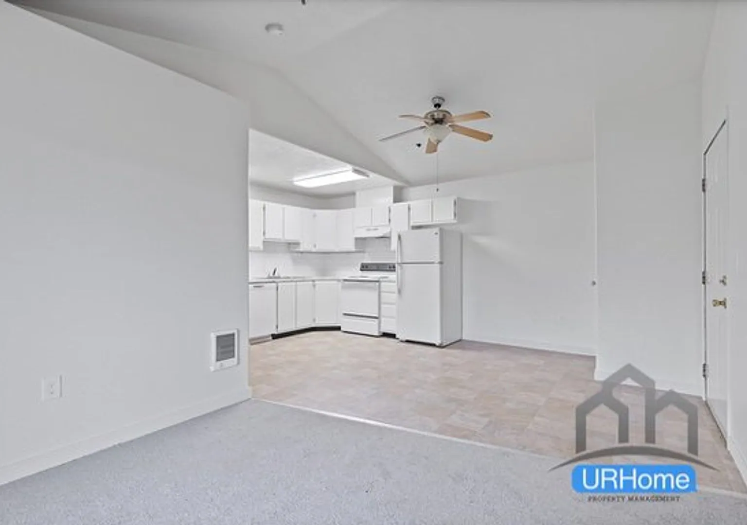 Half Off First Full Months Rent For Stunning 3-Bed, 2-Bath Apt Ready for You! — Photo 4