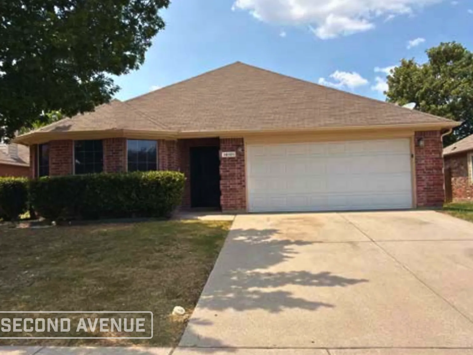 4 bed, 2.0 bath, 2085 sqft, $2,899 — Photo 1