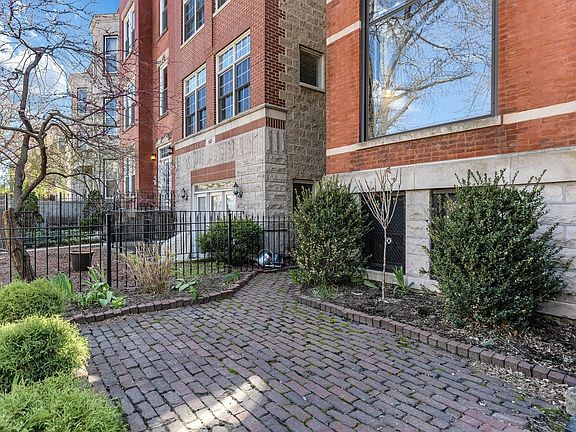 2nd image of 645 W Belmont Ave