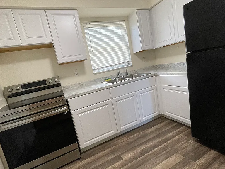 Kitchen with new cabinets