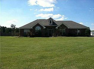 17095 Fenton Dedeaux Rd, Kiln, MS 39556