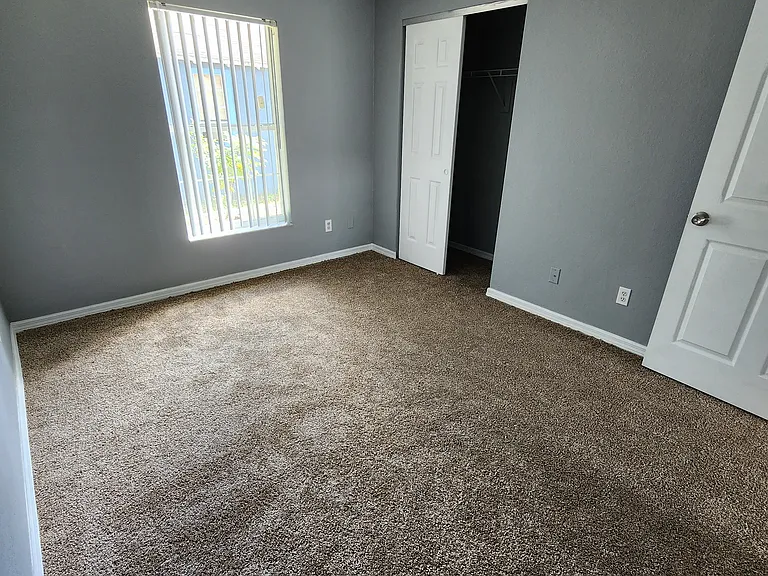 3254 Conine Dr W — Photo 6