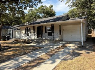 2826 McGee St, Fort Worth, TX 76112