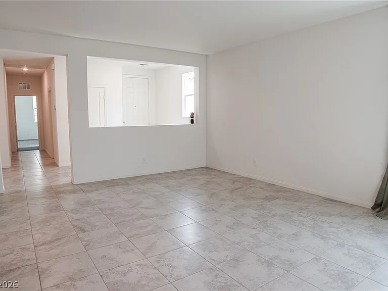 1818 Vibrant Barn Ave — Photo 7