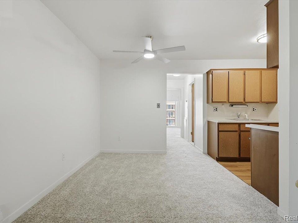 2915 W Thirteen Mile Rd Apt 308, photo 7