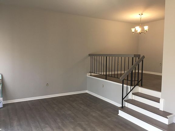 Living room / dining room