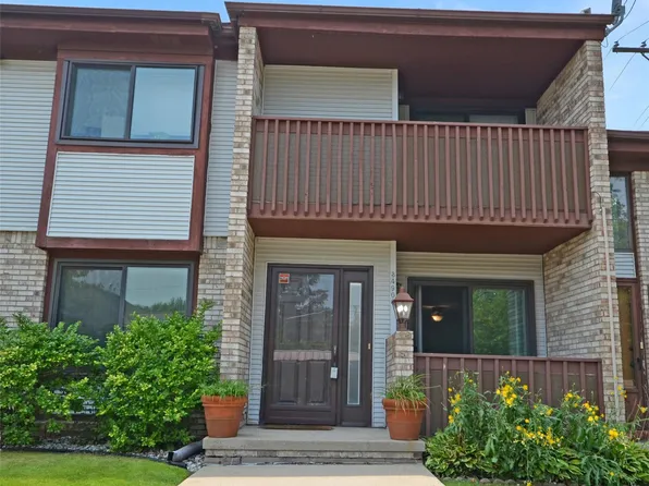 34900 Mercer Ln, Fraser, MI 48026