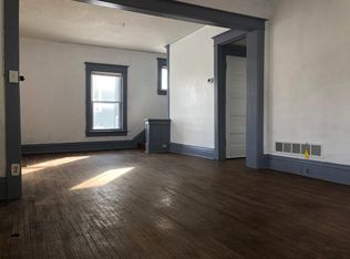 614 N Frederick Ave, Oelwein, IA 50662