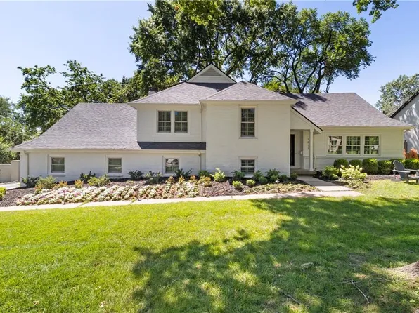 2011 W 70th Ter, Mission Hills, KS 66208