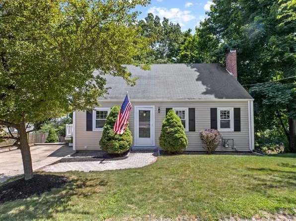 33 Wingate Rd, Weymouth, MA 02189
