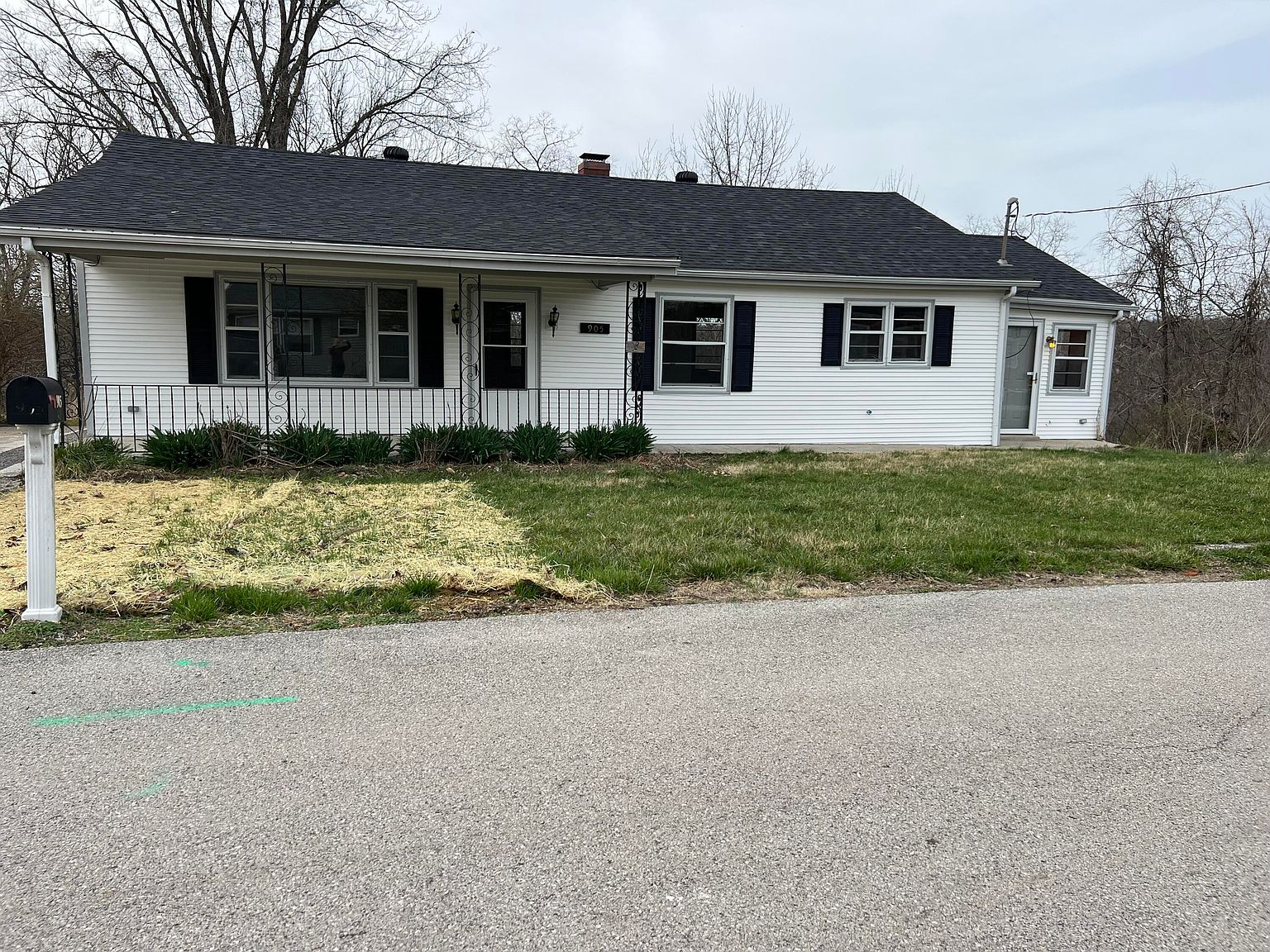 905 Moss Ln, Frankfort, KY 40601 Zillow
