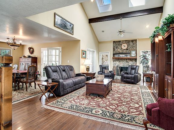 5th image of 82 Avisco Rd