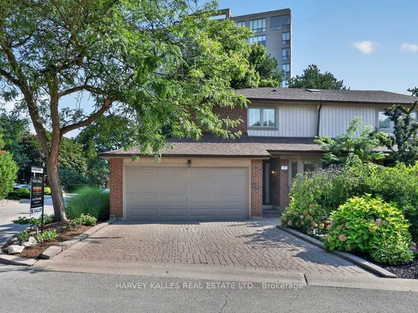 1160 Walden Cir #1, Mississauga, ON L5J 4J9