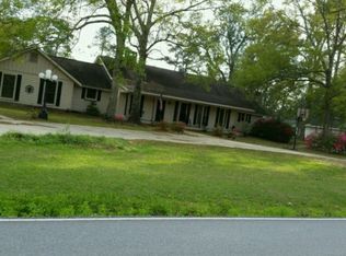 2052 Walker Rd, Sulphur, LA 70665