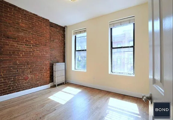 Rented by Bond New York | media 8