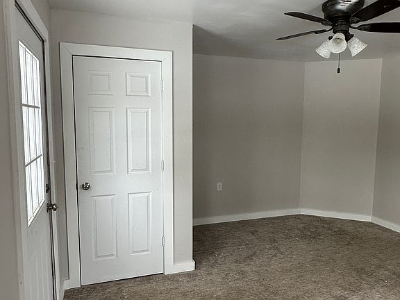 2nd image of 132 North Ave NE #2