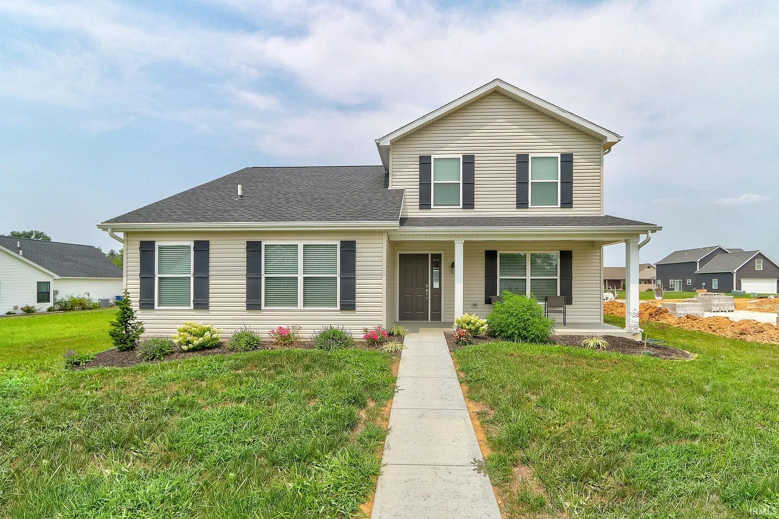 1034 Watership Dr photo 1