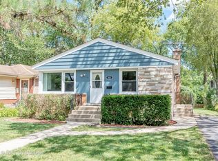 481 Ridge Rd, Highland Park, IL 60035