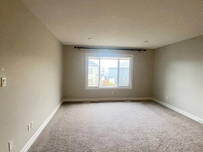 15815 15th Ave SW — Photo 21