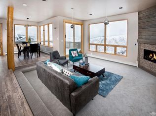 4271 W Wildridge Rd, Avon, CO 81620