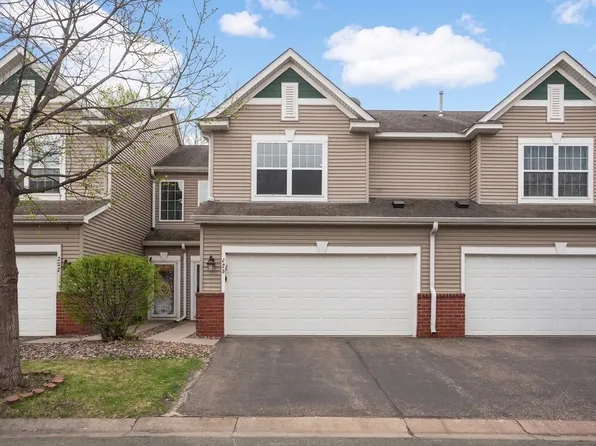 220 Heritage Ln, Circle Pines, MN 55014